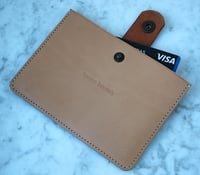 Image 2 of Card holder in naturel and bordeaux