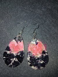 Image 1 of Black and pink printed earrings