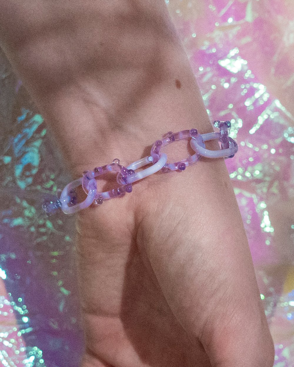 Image of dew drop link bracelet in mist