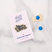 Image 2 of Pin’s “Morue Forever” 