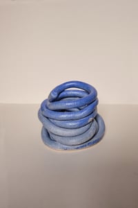 Image 3 of Escultura Sabi de cerámica Azul