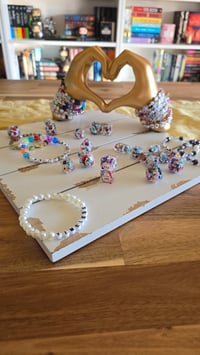 Image 7 of Make the Friendship Bracelets - swiftie inspired dice set