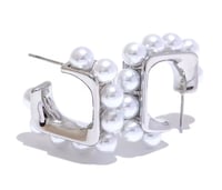 Image 2 of Precious Pearl Regal Earrings 