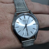 Image 5 of 1975 Seiko Quartz QZ 'No-Date' (0920-8000)