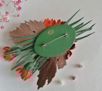 Image 4 of Brooch Gerbera orange