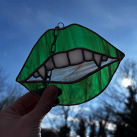 Image 2 of Bouche de vampire - Verte