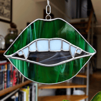 Image 1 of Bouche de vampire - Verte