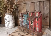 Image 3 of Wall keychains: Sleeping City