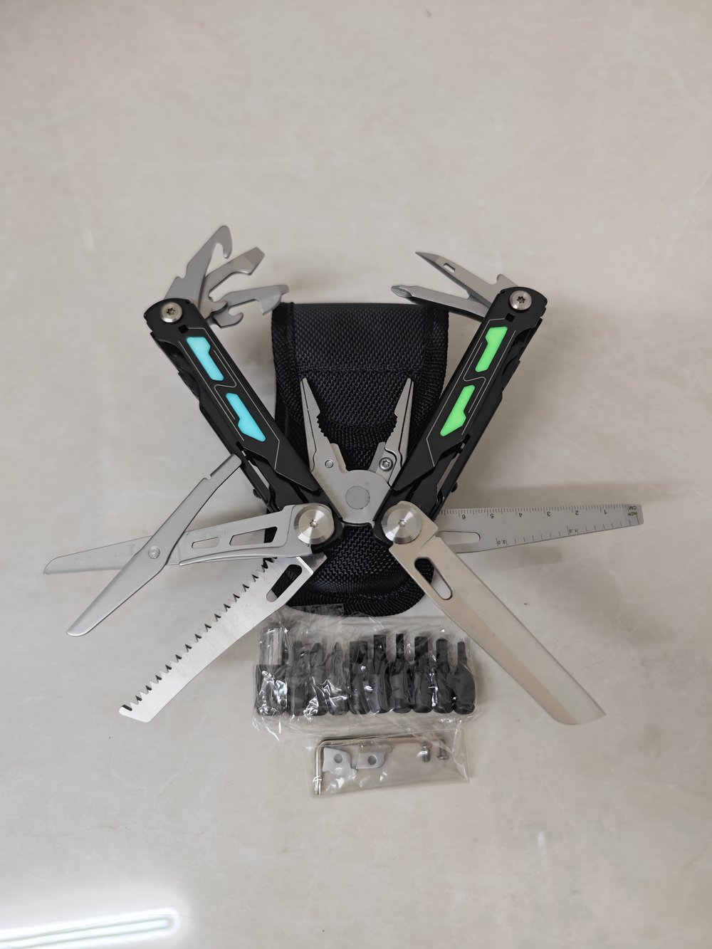 Image of 12 in 1 multi tool 