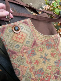 Image 5 of Large Scoop Front Zippertop Tapestry Pocket