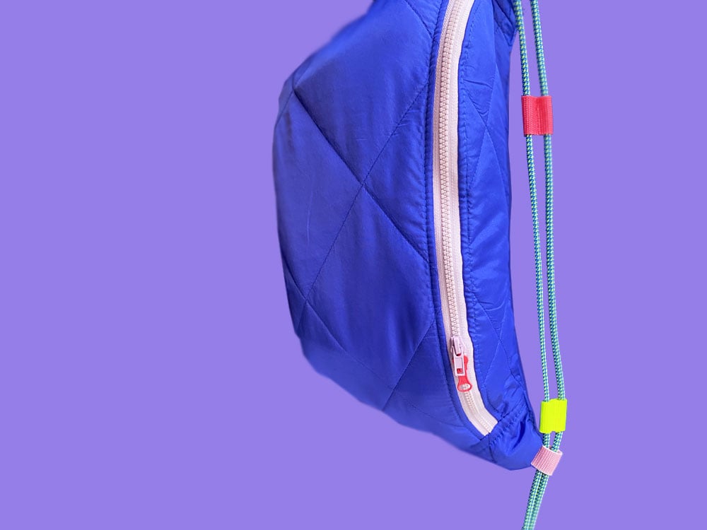 Image of TASCHE Big Puffy Blue