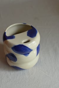 Image 3 of Wavy To-Go Sipper - Indigo Strokes