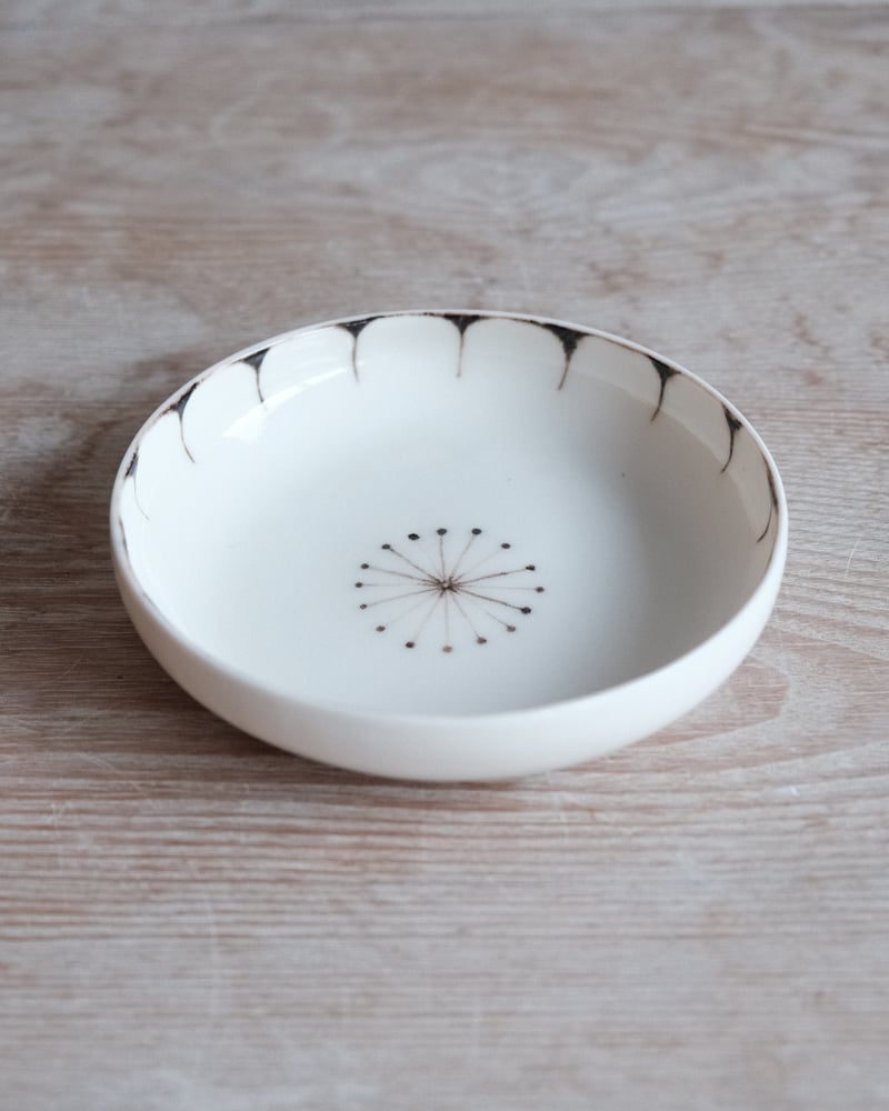Image of Flat bowl #1