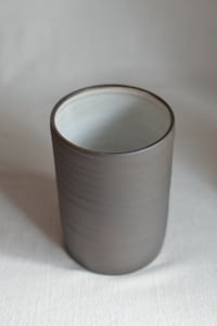Image 3 of Cacao Vase