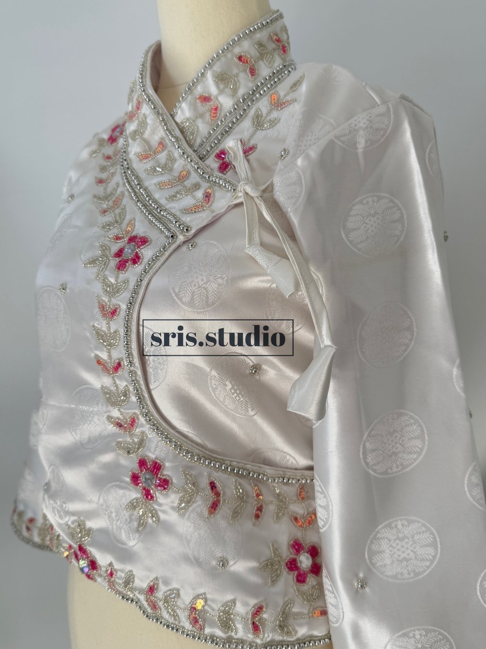 Image of Pink flower Kuching choli