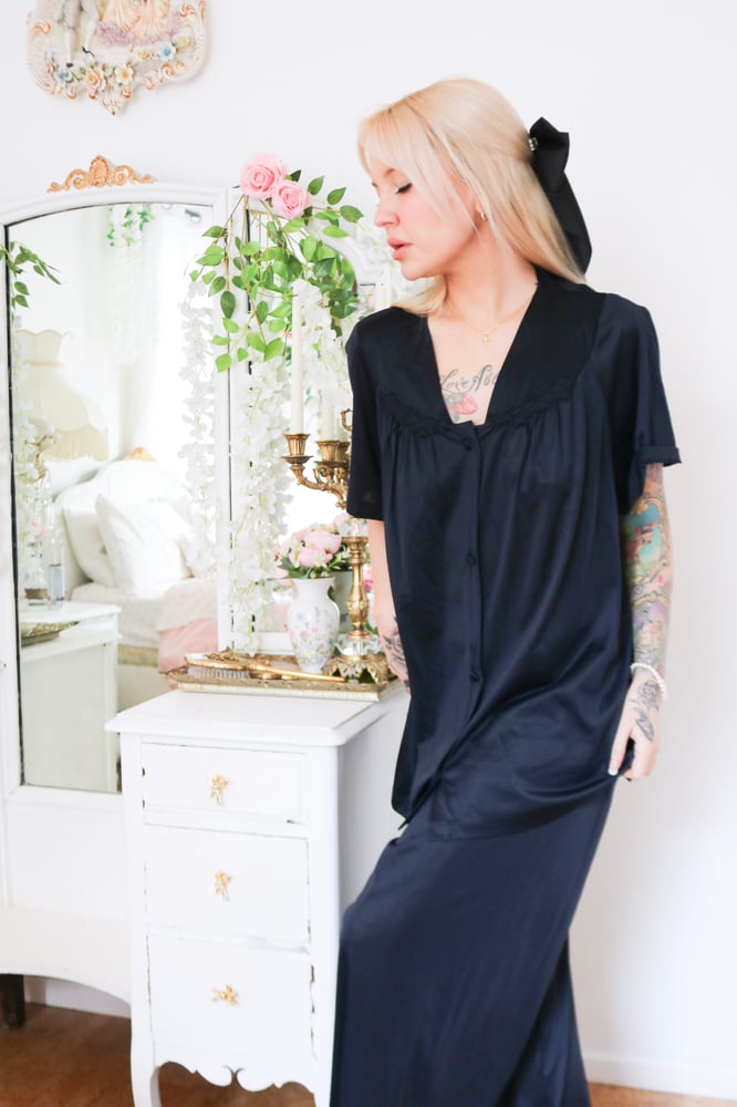 Image of Modern Vanity Fair Two Piece Nylon PJ Set (2X)