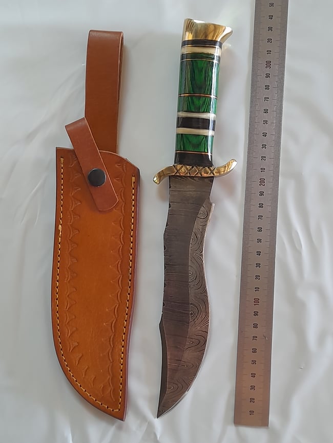 Handmade Damascus Hunting Fixed Knife with Leather Sheath Green Wood and Brass Handle