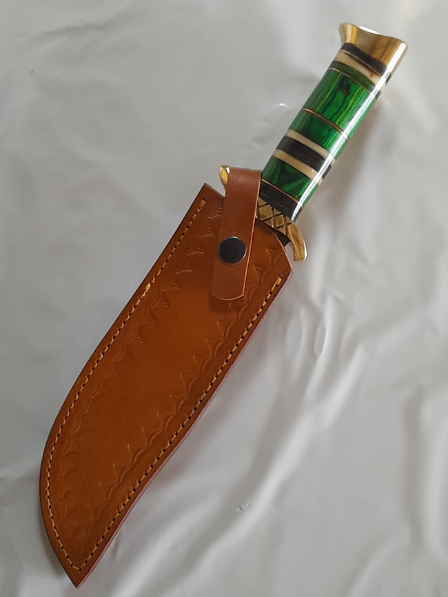 Handmade Damascus Hunting Fixed Knife with Leather Sheath Green Wood and Brass Handle