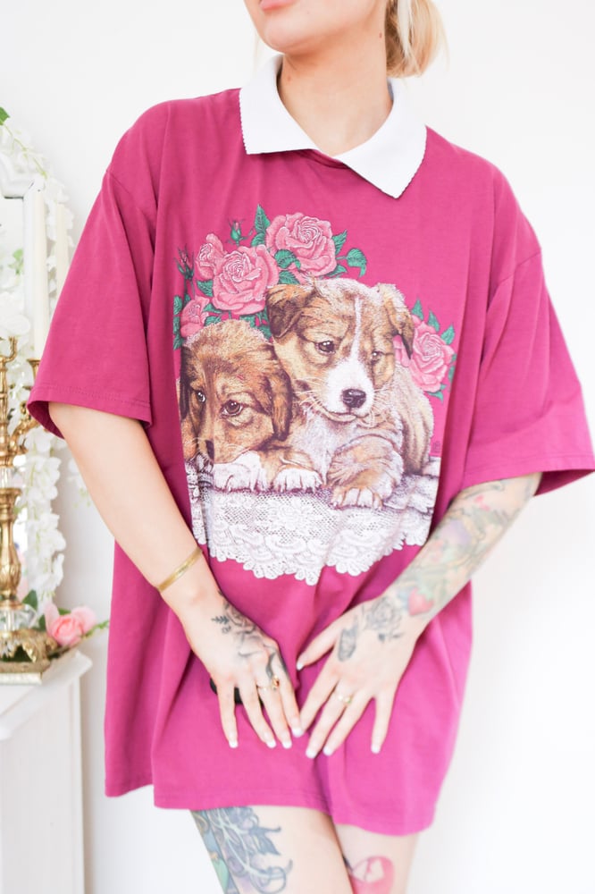 Image of 90s Cotton Grove Collard Magenta Puppy and Roses Oversized T shirt (XL)