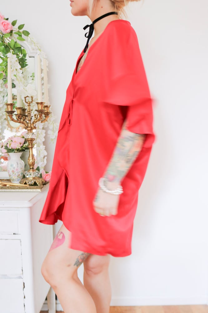 Image of Modern Victorias Secret Front Tie Red Robe With Heart Graphics (One Size)