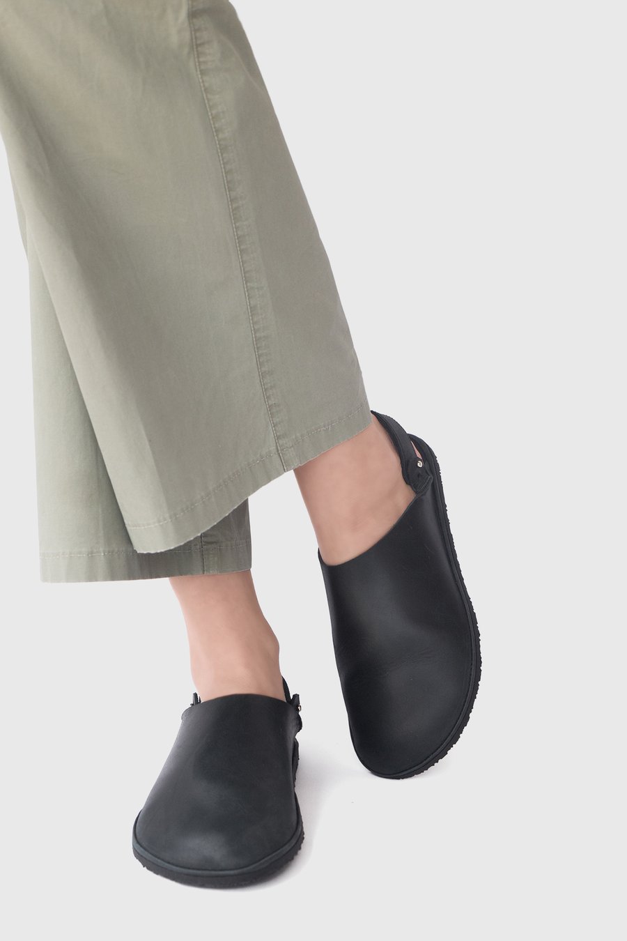 Image of Solis Clogs in Black