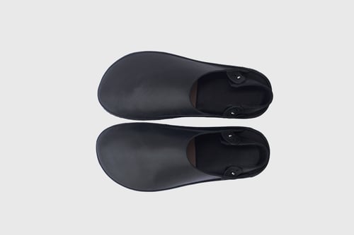 Image of Solis Clogs in Black