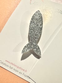 Image 4 of Broche poisson paillettes 