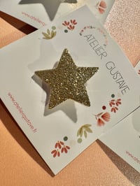 Image 3 of Broche étoile paillettes 