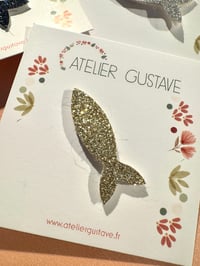 Image 3 of Pin’s poisson paillettes