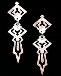 Image 4 of AZTECAH Earring Long. SILVER or OX. Normal Price 1.550.- NOW:
