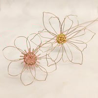 Image 5 of Judith Brown: Beaded Wire Flowers
