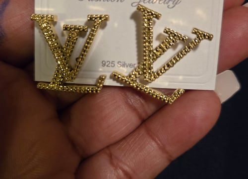 Image of Stylish Earrings- Gold