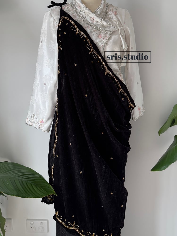 Image of Black Galek