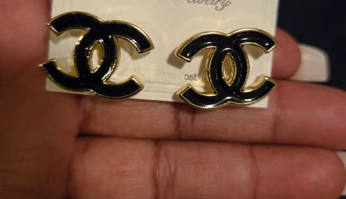 Image of Smoky-Shiny Black(Gold)