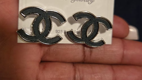 Image of Smoky(Silver)