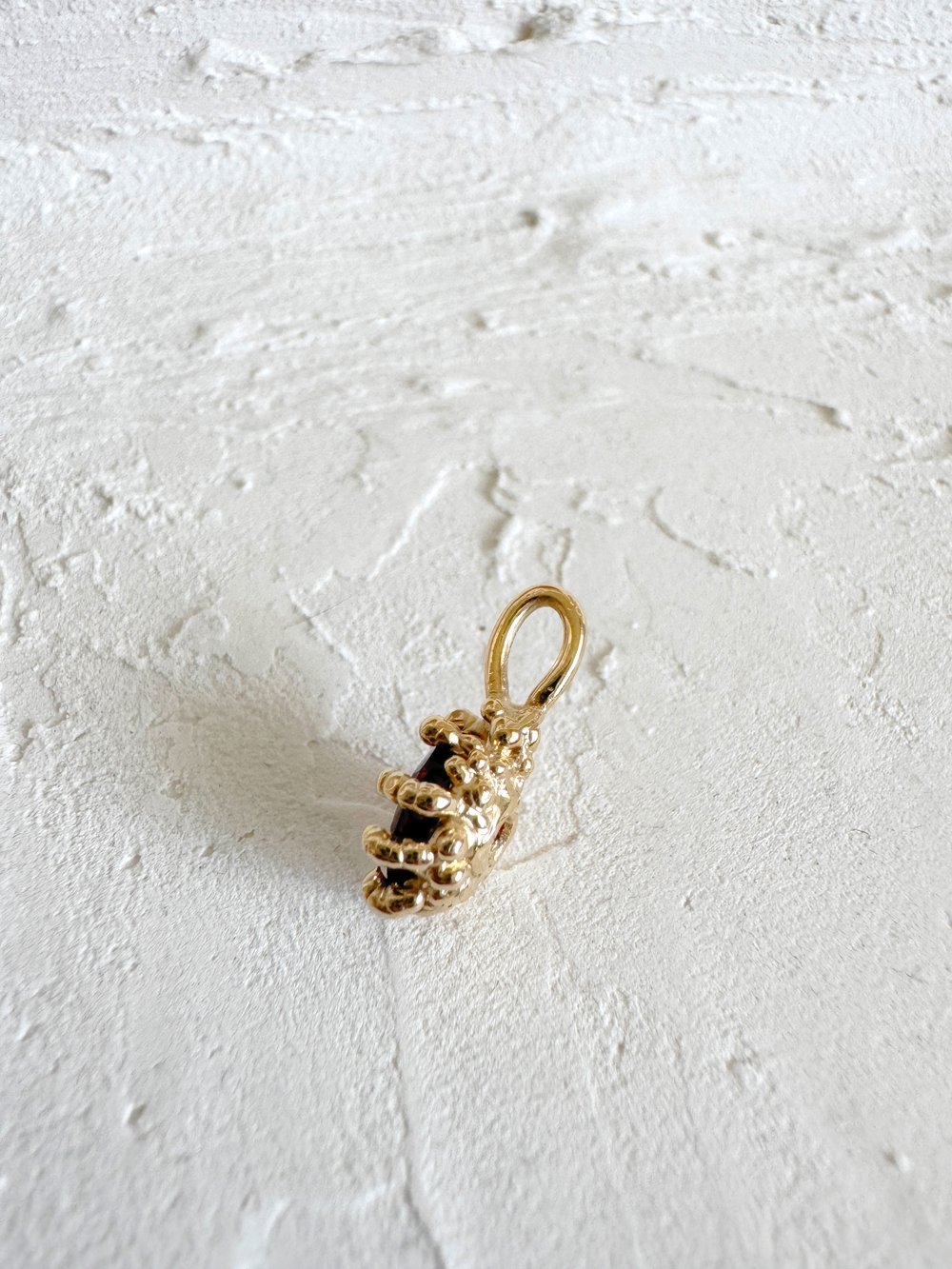 Image of Rhodolite Garnet Claw Pendant