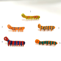 Image 1 of Broche Chenille en céramique