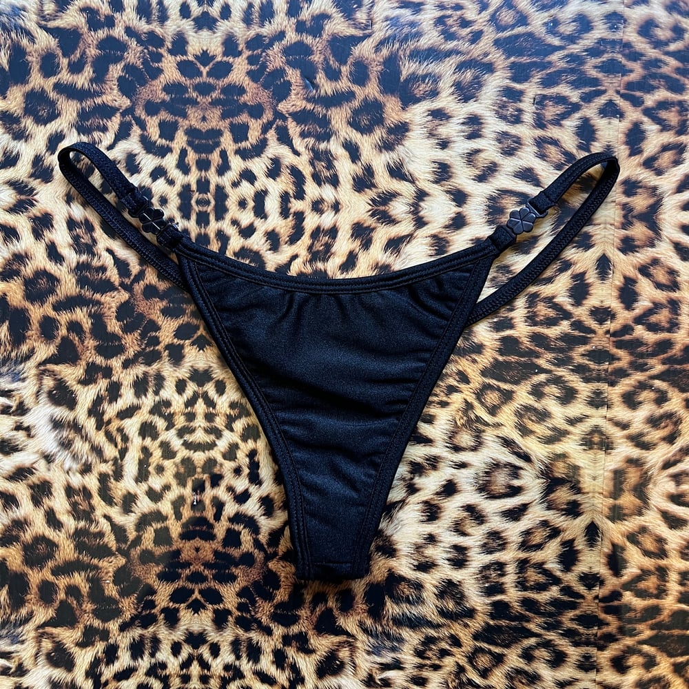 ⋅˚₊‧ ୨୧ ‧₊˚ ⋅ black t-back g (bottoms only)