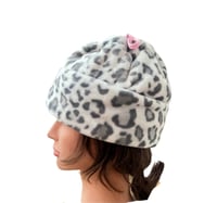 Image 3 of Grey Snow Leopard 