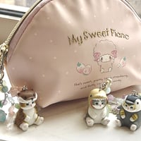 Image 2 of Mofusand Animal Keychains