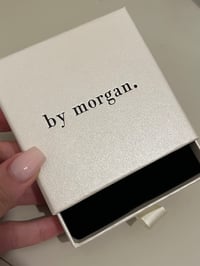 Image 2 of Gift box