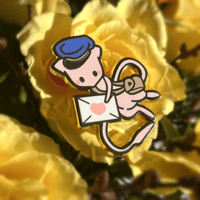 Image 2 of Pokémon Pin - Mew
