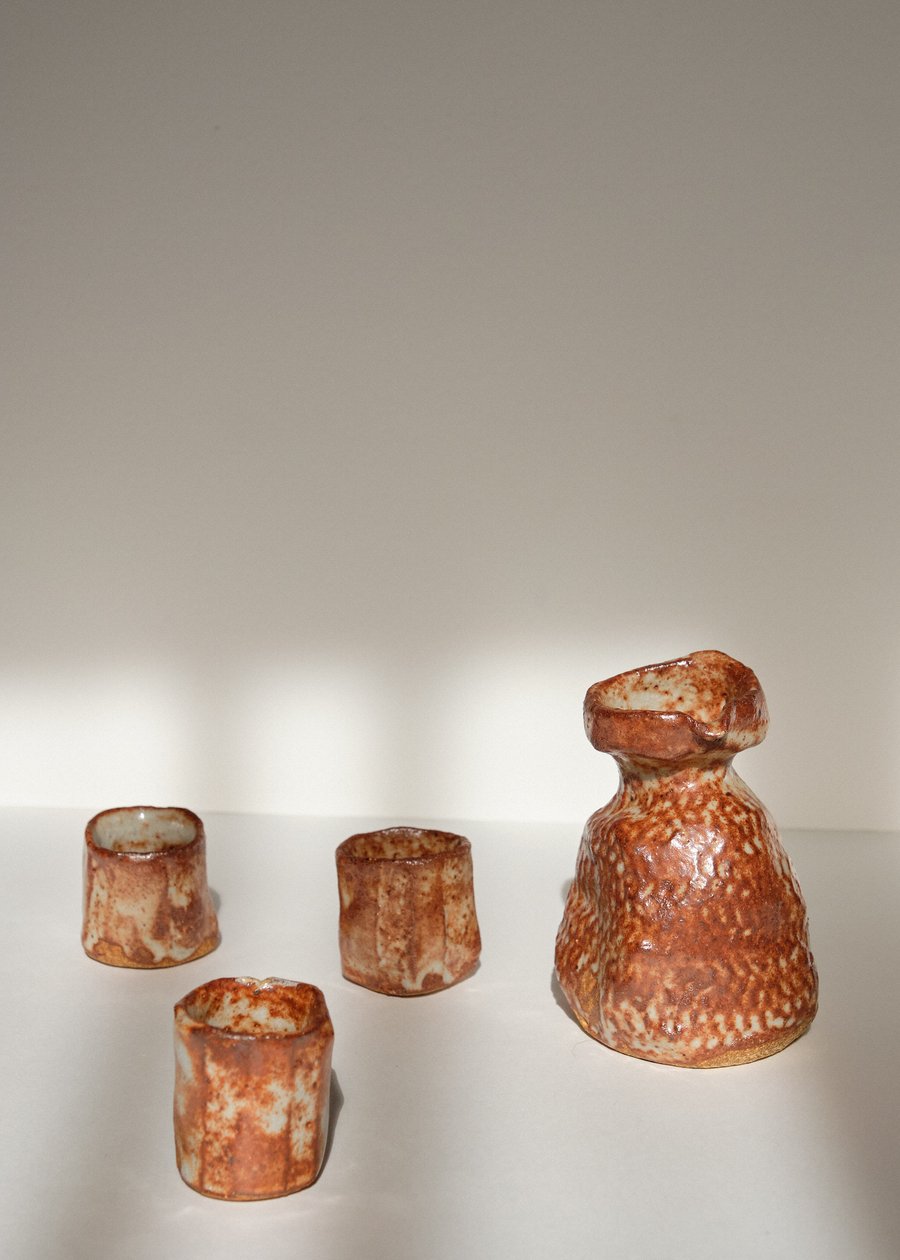 Image of Jarra Sabi y chupitos para Sake