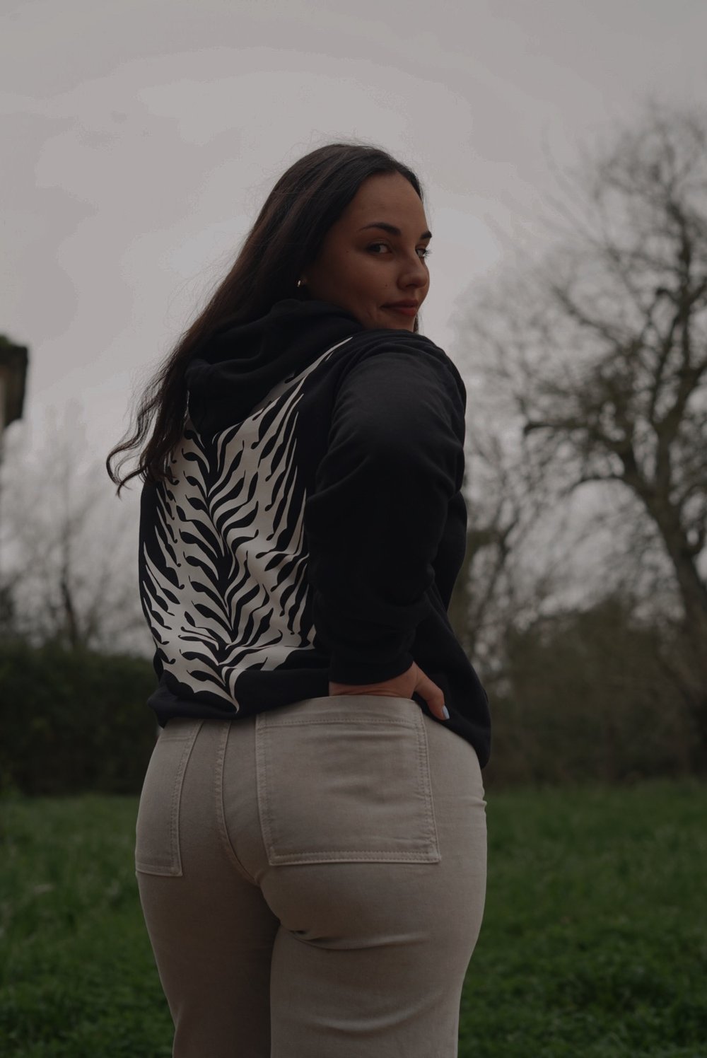 Symmetry White