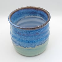 Image 4 of Chunky rippled mug. Blue on Green