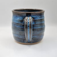 Image 3 of Chunky rippled mug. Blue