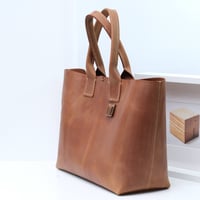 Image 4 of Giant Tote in vintage light brown