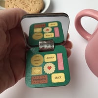 Image 4 of Personalised Pocket Mirror Keyring for Mum's - Vintage Biscuit Tin Design