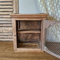 Image 4 of ANCIENNE ARMOIRE GRILLAGÉE  À 3 PORTES