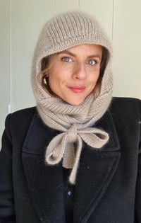 Image 1 of Capuche Capucine PDF